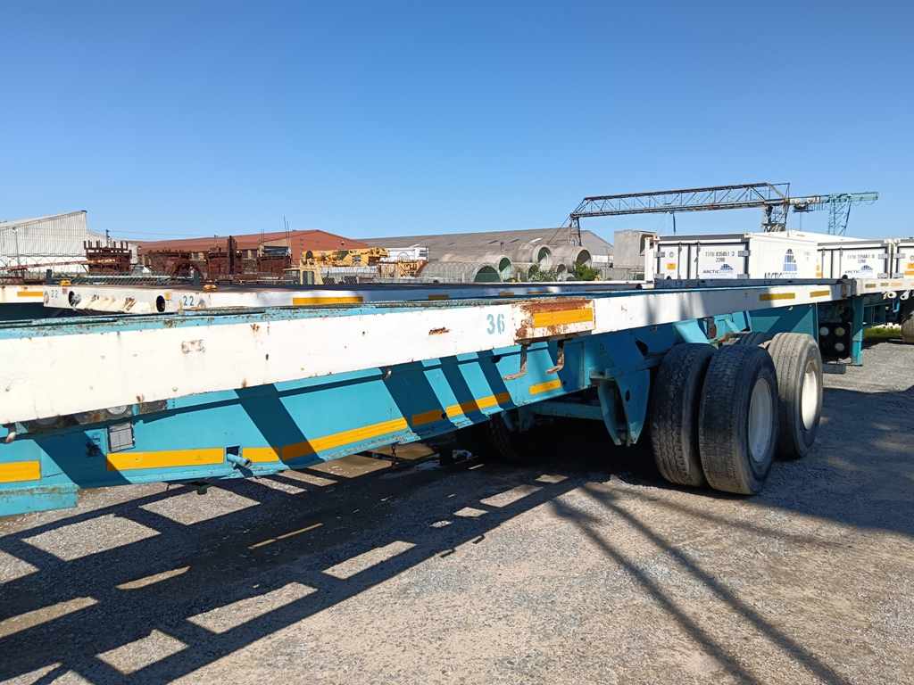 1969 HENRED FRUEHAUF FLAT DECK DOUBLE AXLE thumbnail 2