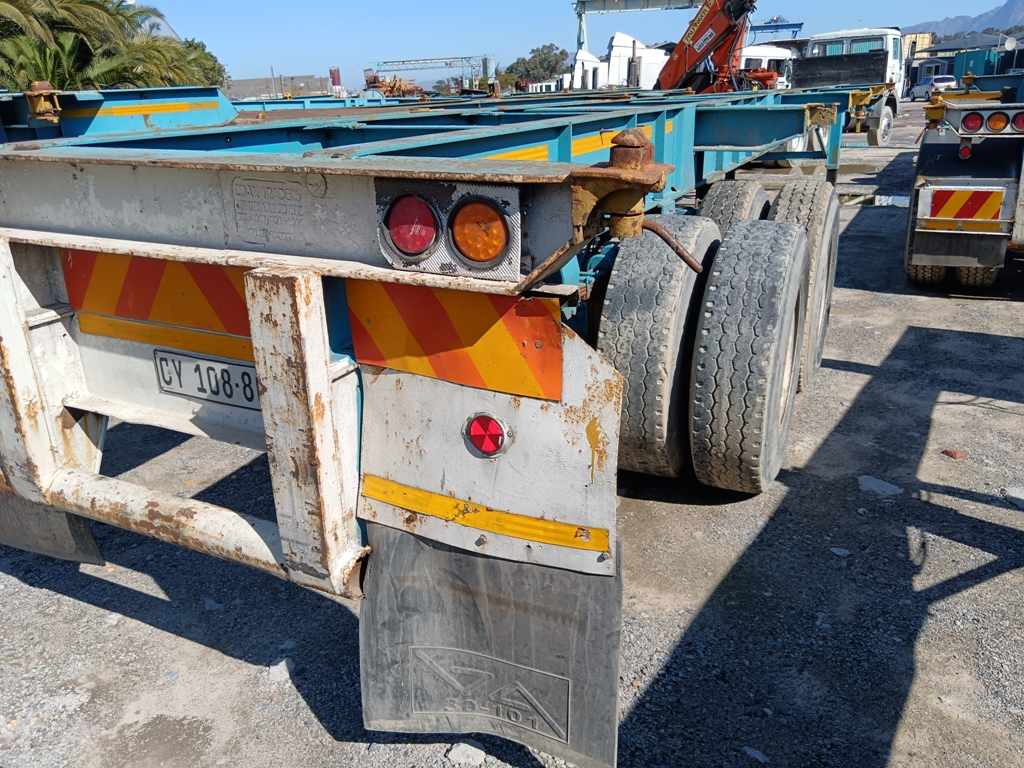 1977 HENRED FRUEHAUF DOUBLE AXLE SKELETAL thumbnail 4