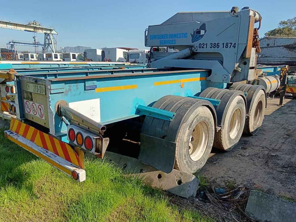 2005 STEELBRO TRI-AXLE SKELETAL WITH MK6 SIDELIFTER thumbnail 3
