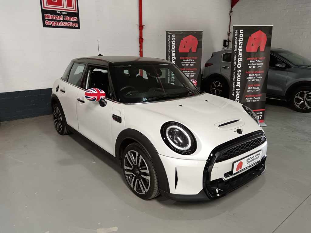 2023 MINI COOPER S A/T thumbnail 3