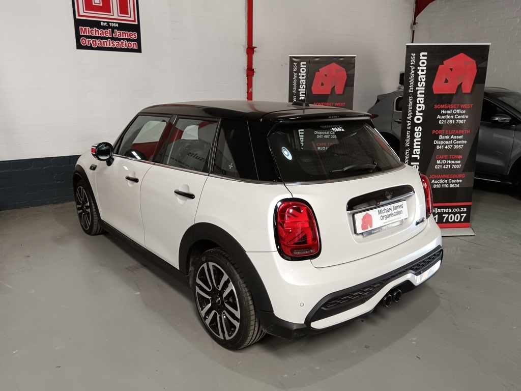 2023 MINI COOPER S A/T thumbnail 6