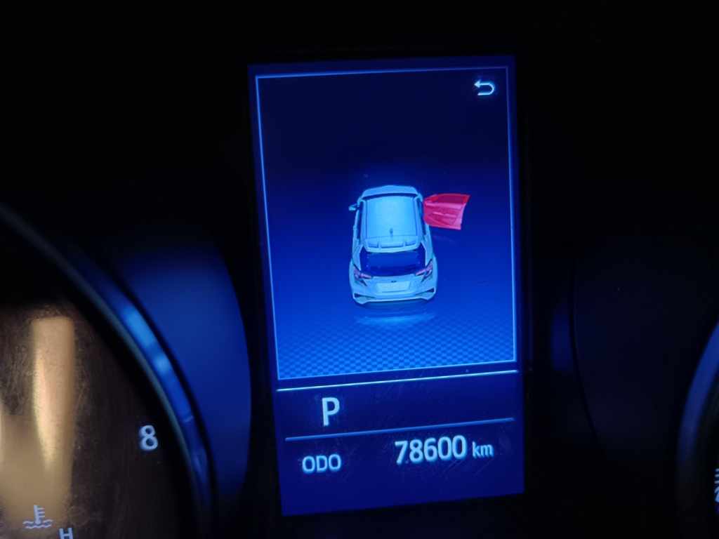 2020 TOYOTA C-HR 1.2T CVT thumbnail 8