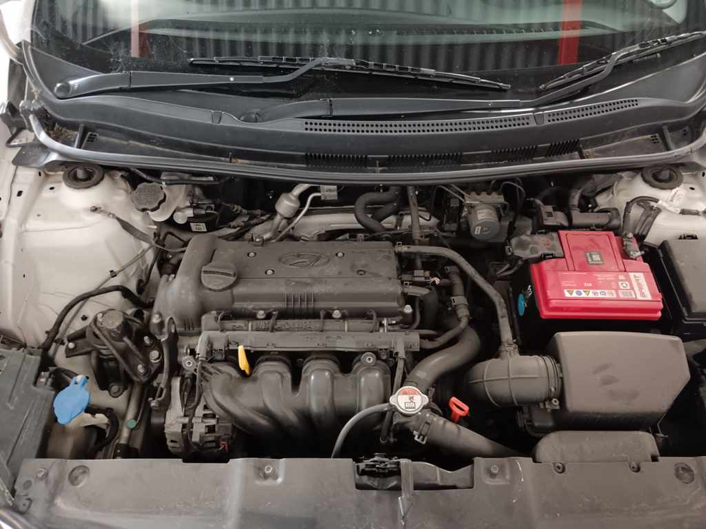 2013 HYUNDAI ACCENT 1.6 A/T thumbnail 9