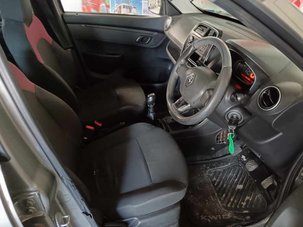 2017 RENAULT KWID 1.0 thumbnail 7