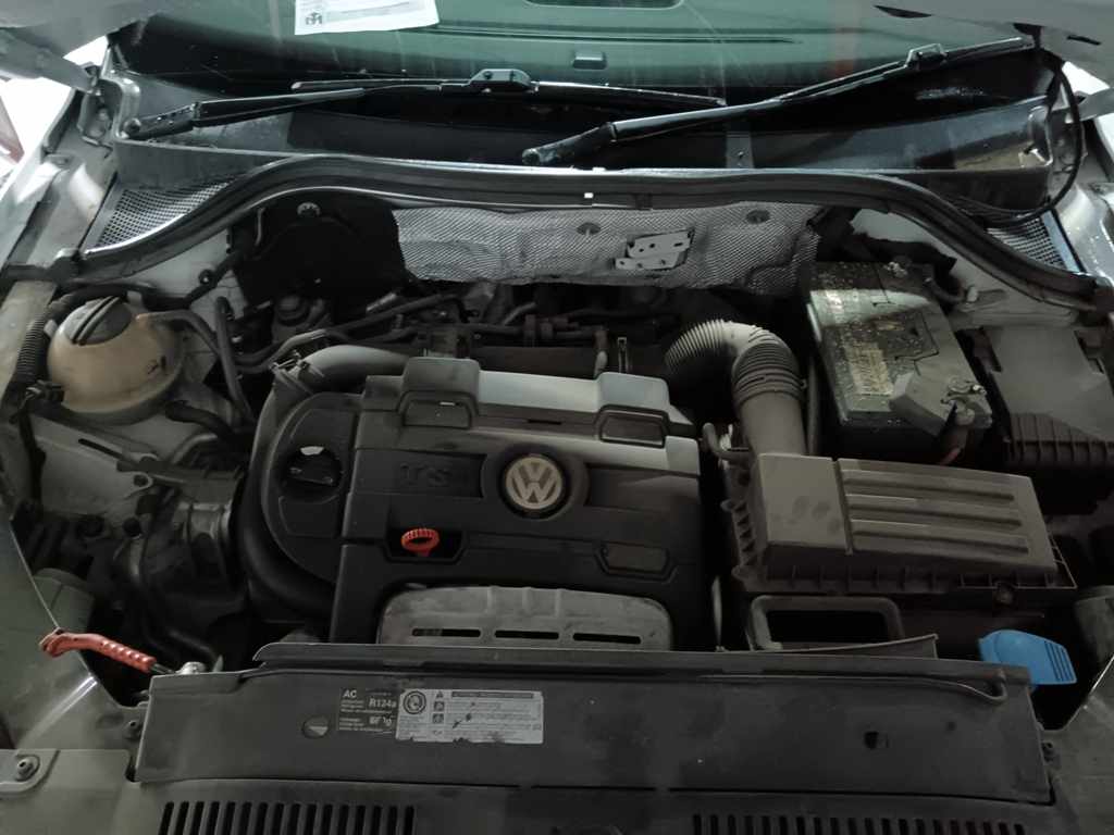2010 VW TIGUAN 2.0 TSI thumbnail 9