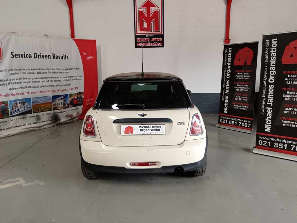 2013 MINI ONE 1.6 thumbnail 4