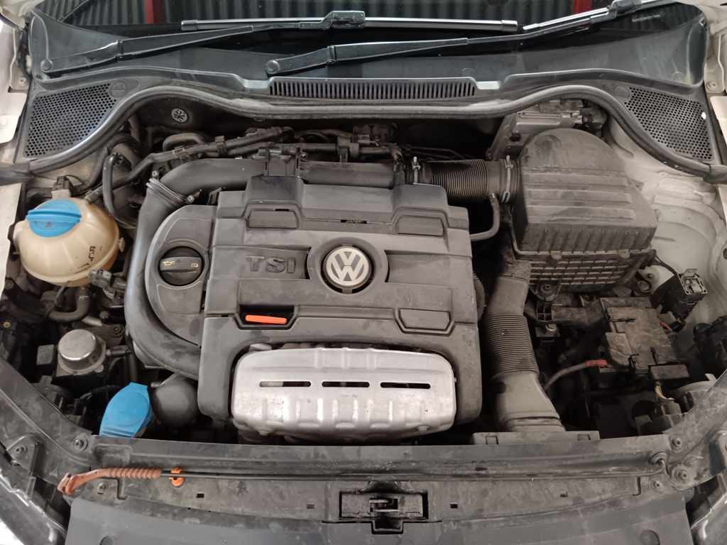 2013 VW POLO GTI 1.4 TSI DSG thumbnail 9
