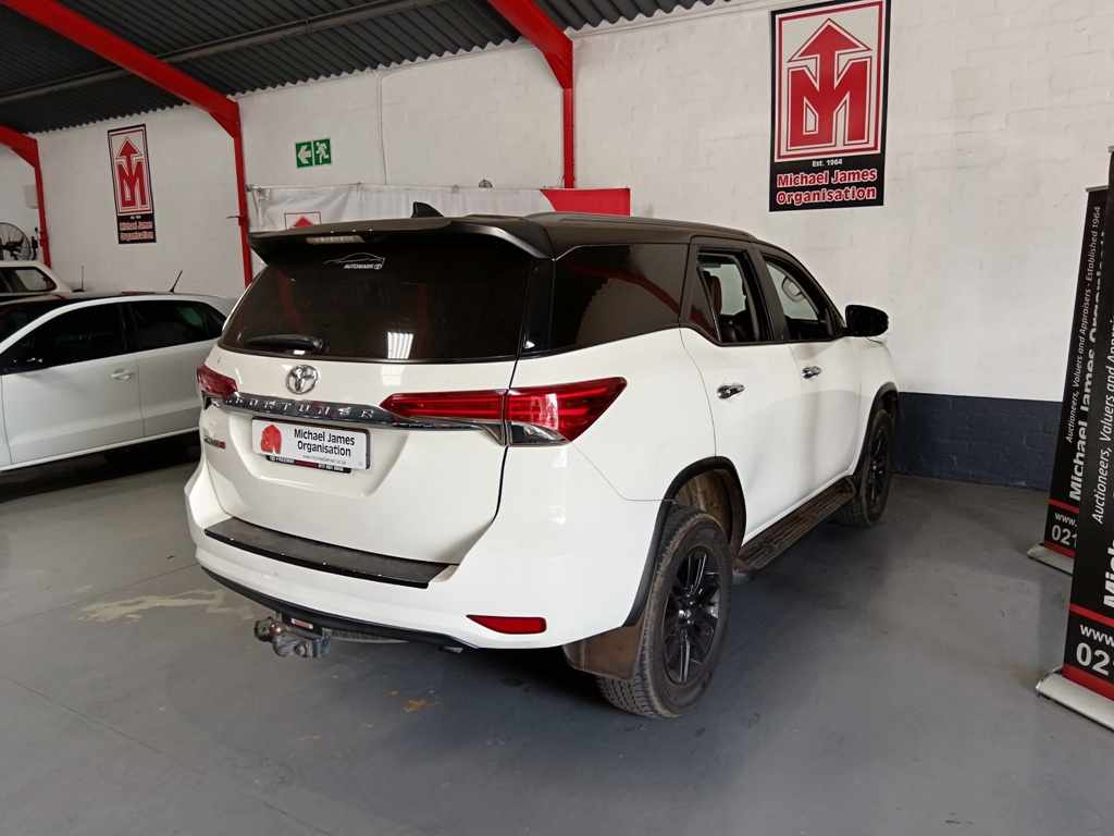 2020 TOYOTA FORTUNER 2.8GD-6 A/T thumbnail 5