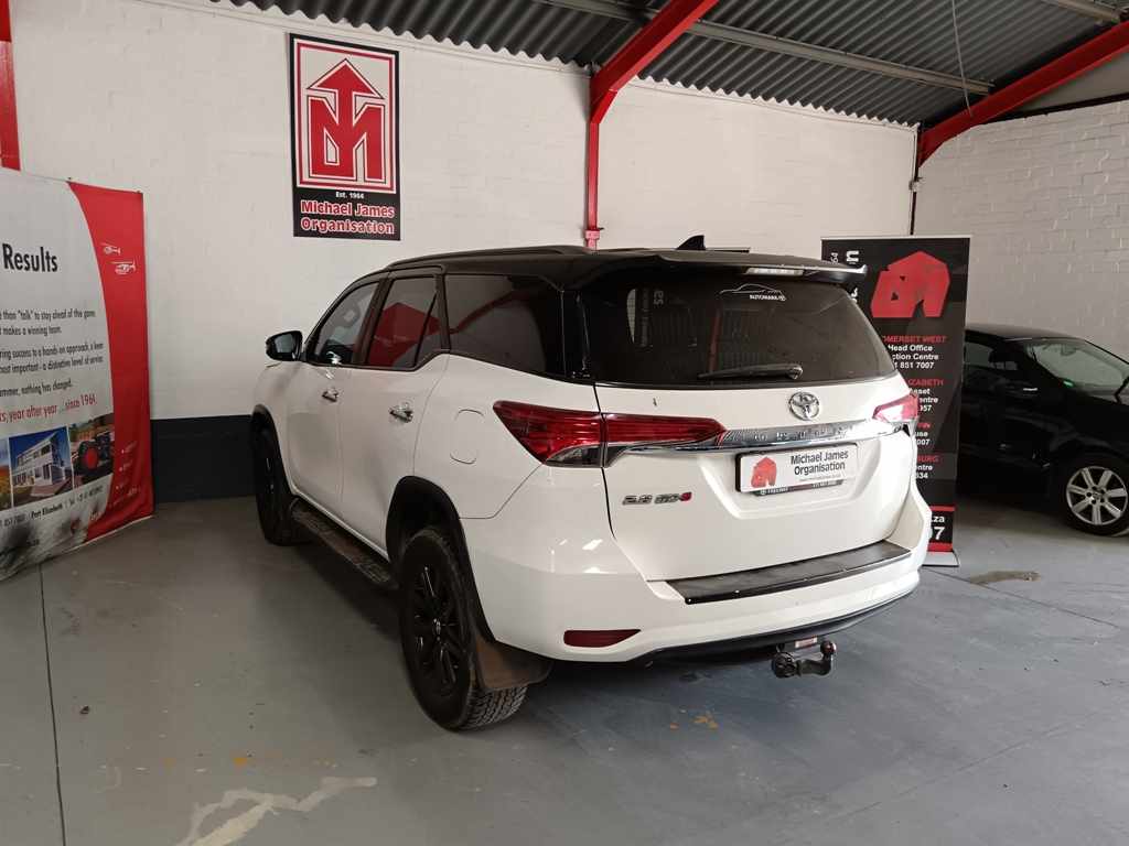 2020 TOYOTA FORTUNER 2.8GD-6 A/T thumbnail 6