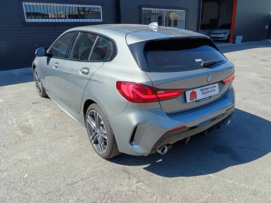 2022 BMW 118d M SPORT A/T thumbnail 6