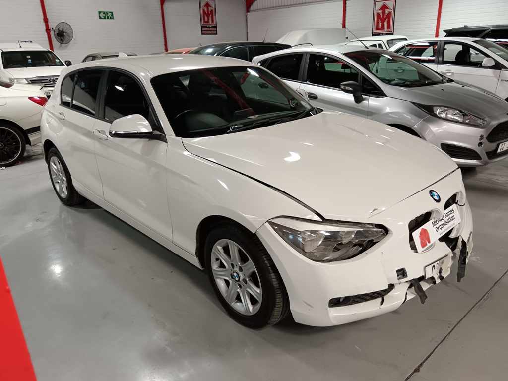 2014 BMW 118i A/T (NON RUNNER) thumbnail 3