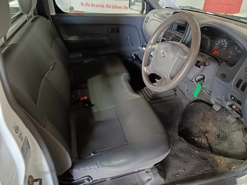2018 NISSAN NP300 HARDBODY 2.5 TDi P/U S/C thumbnail 7