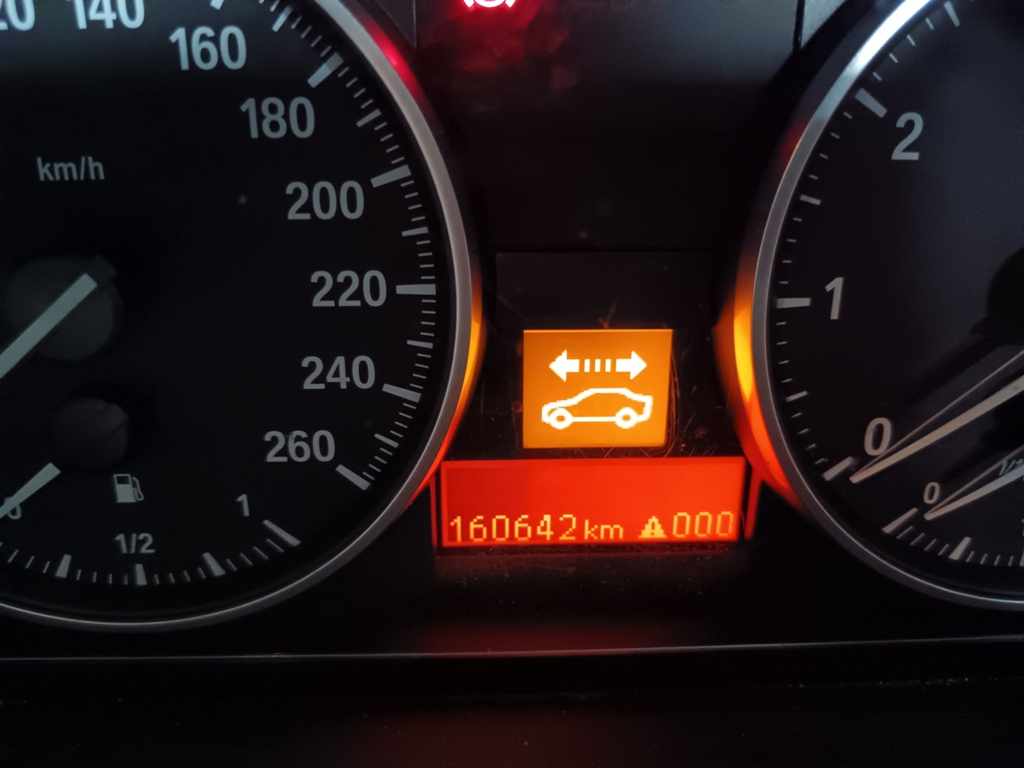 2012 BMW 320i A/T (NON RUNNER) thumbnail 8