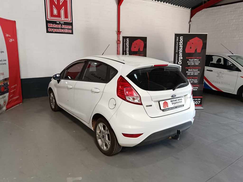 2013 FORD FIESTA 1.6 TDCi thumbnail 6
