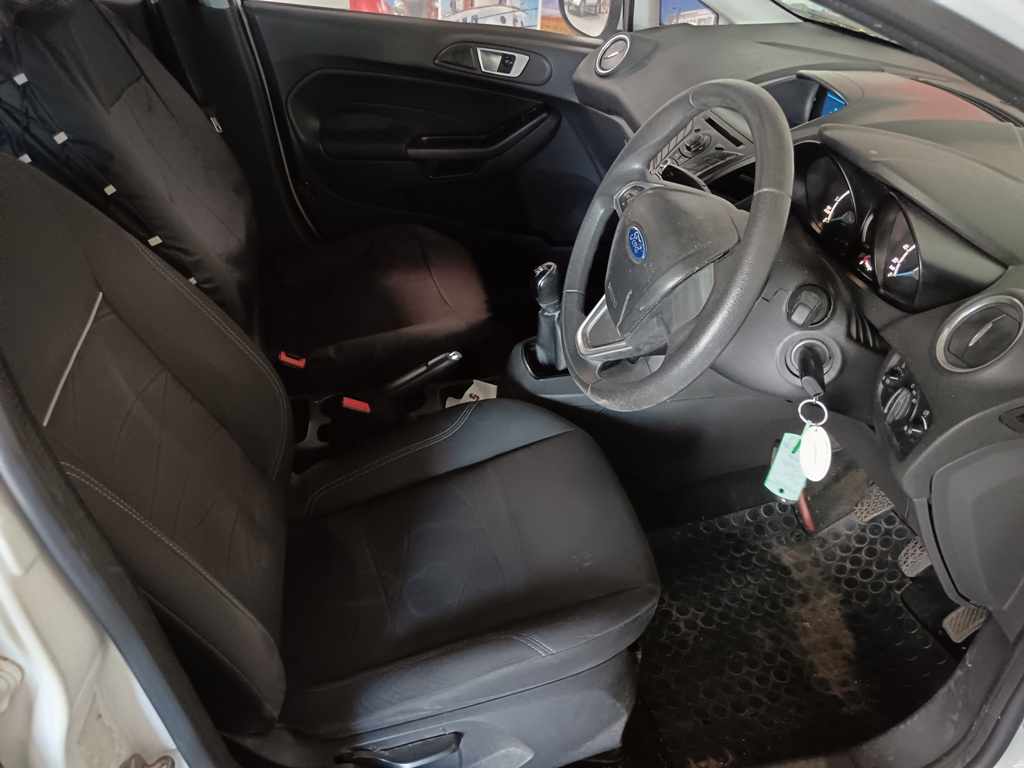 2013 FORD FIESTA 1.6 TDCi thumbnail 7
