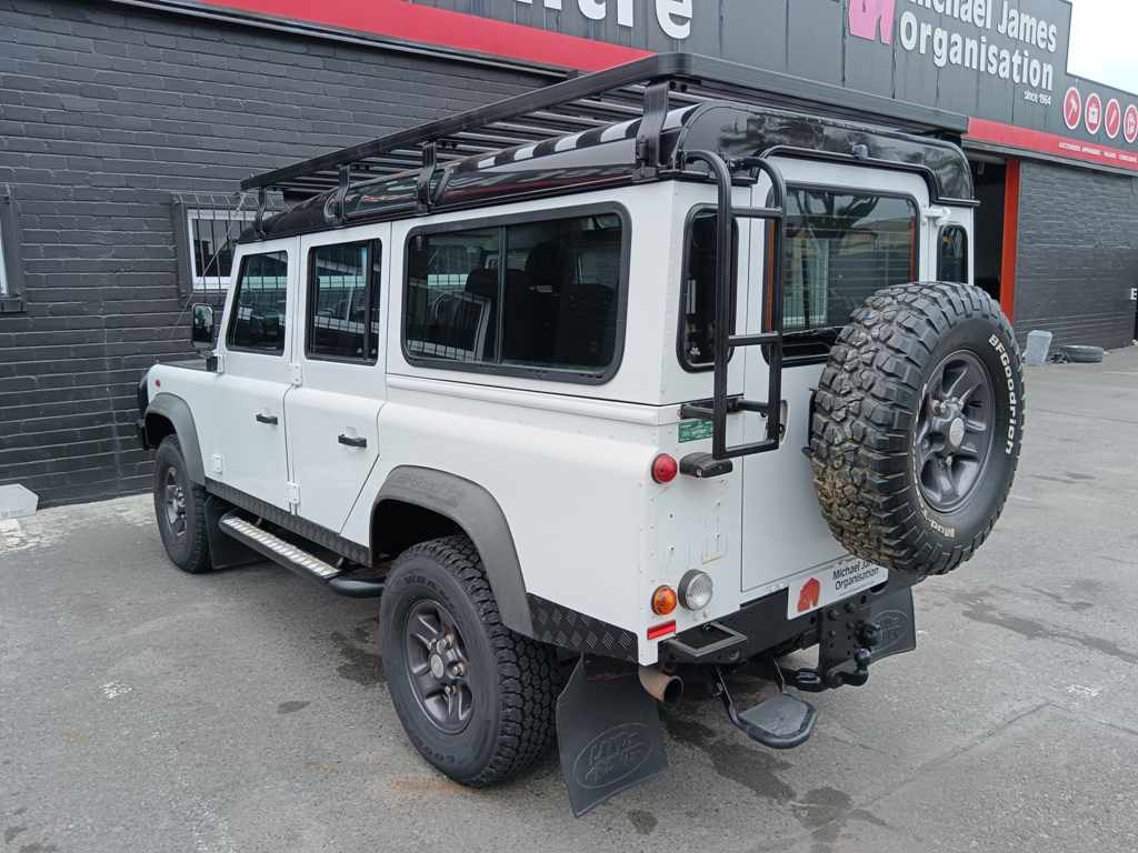 2013 LAND ROVER DEFENDER 110 2.2D thumbnail 6