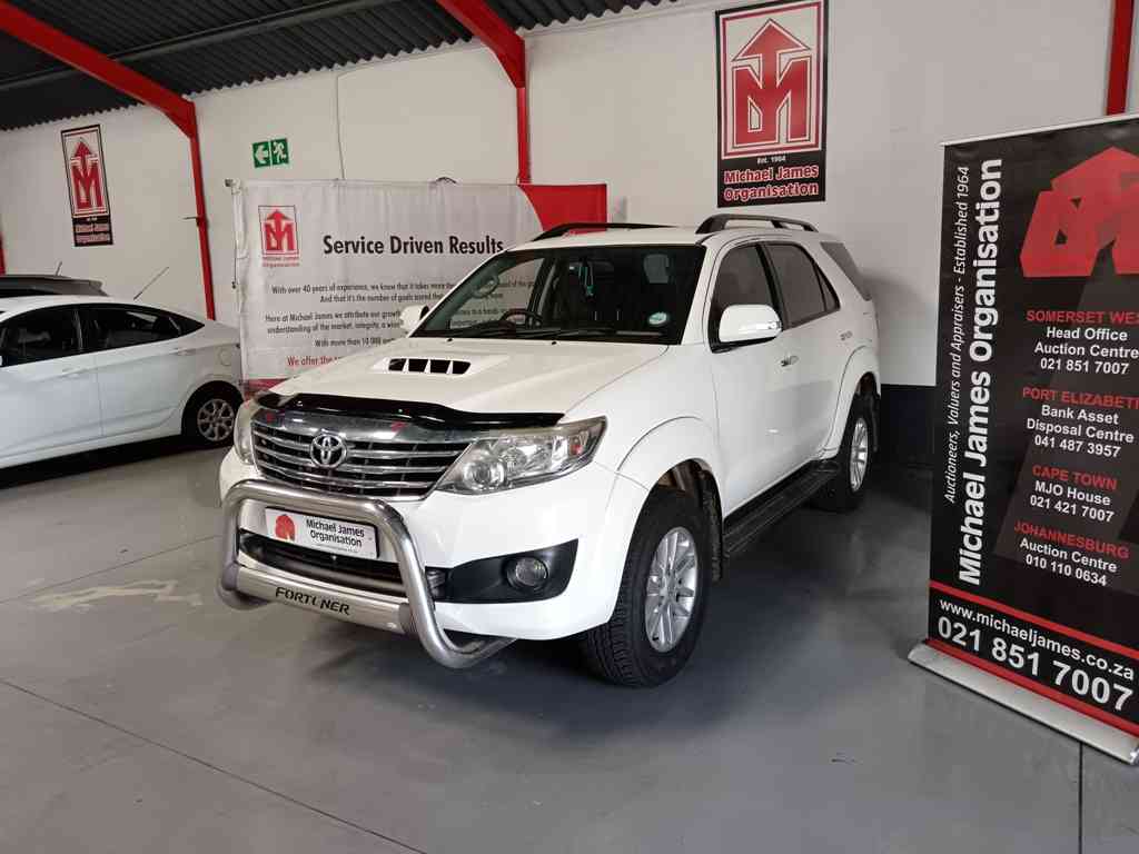 2014 TOYOTA FORTUNER 2.5 D-4D
