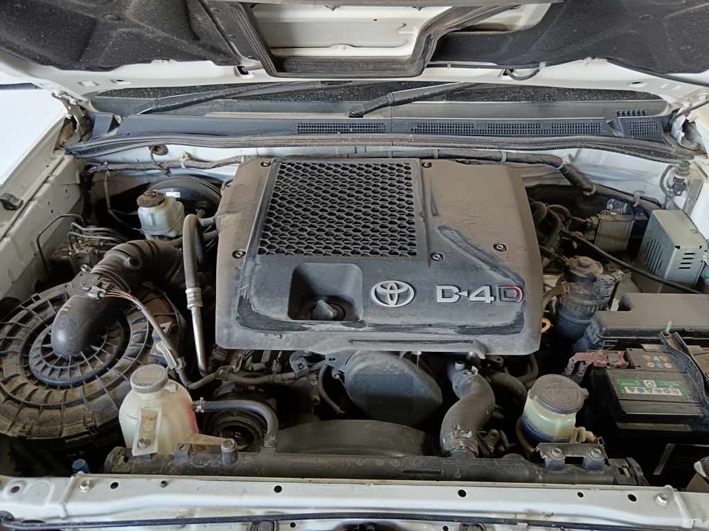 2014 TOYOTA FORTUNER 2.5 D-4D thumbnail 9
