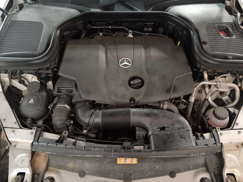 2016 MERCEDES-BENZ GLC 250d thumbnail 9