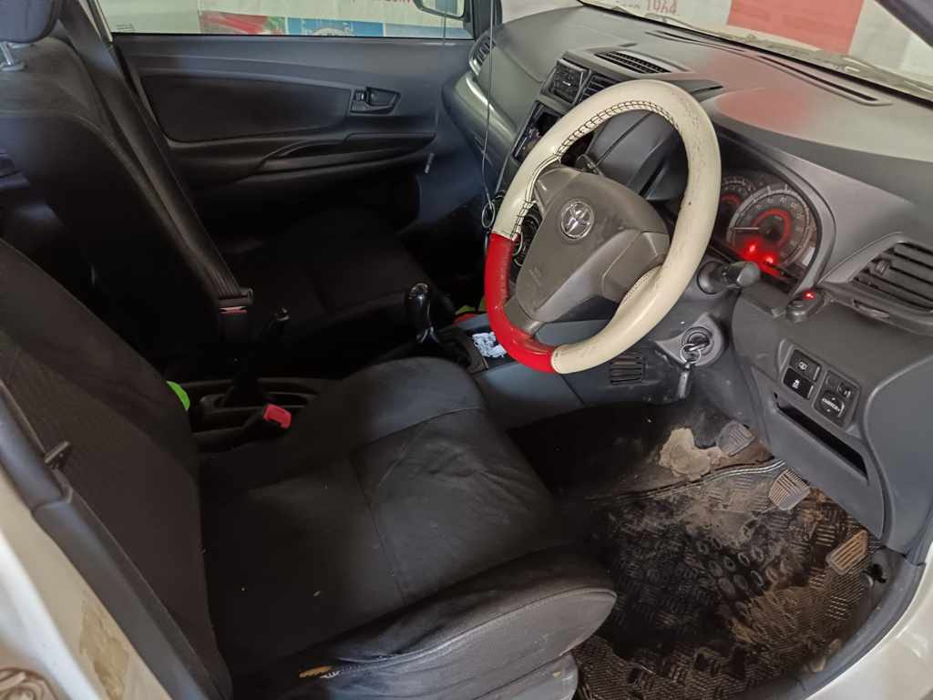 2017 TOYOTA AVANZA 1.5 thumbnail 7