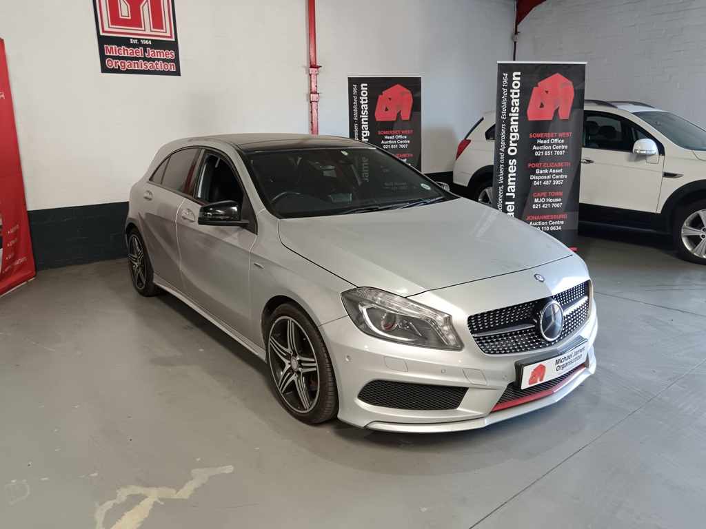2014 MERCEDES-BENZ A 250  A/T thumbnail 3