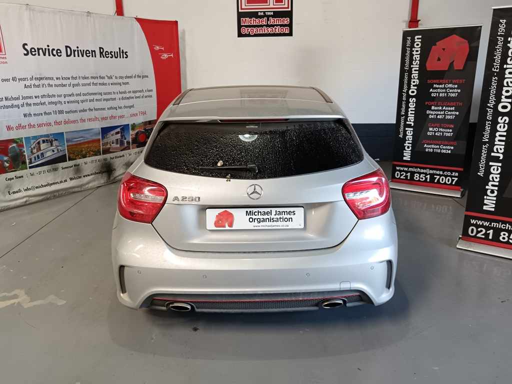 2014 MERCEDES-BENZ A 250  A/T thumbnail 4