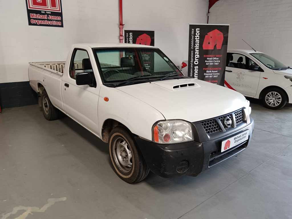2020 NISSAN NP300 HARDBODY 2.5 TDi P/U S/C thumbnail 3