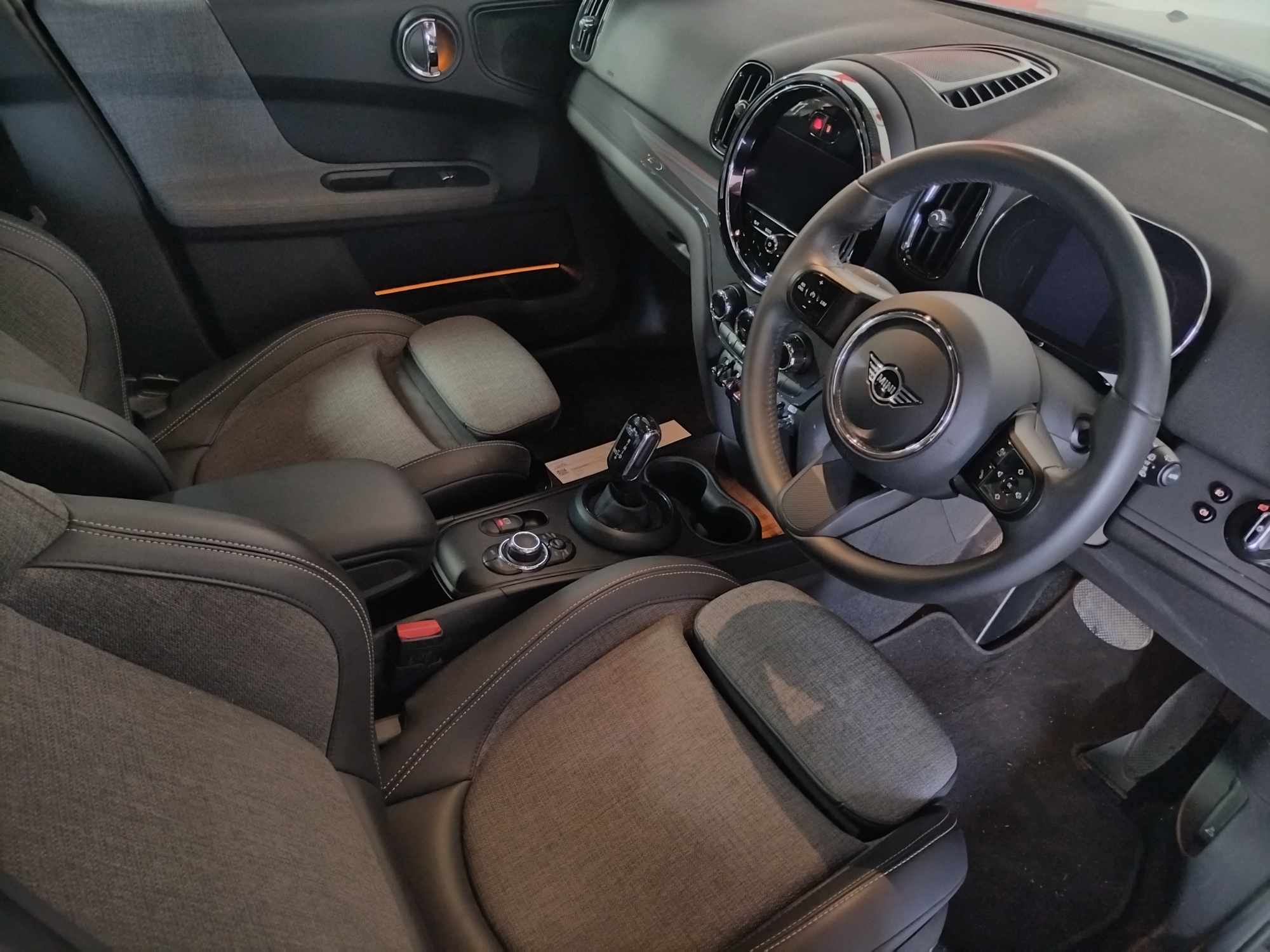 2022 MINI COOPER COUNTRYMAN A/T thumbnail 7
