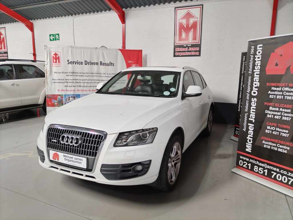 2011 AUDI Q5 2.0 thumbnail 2