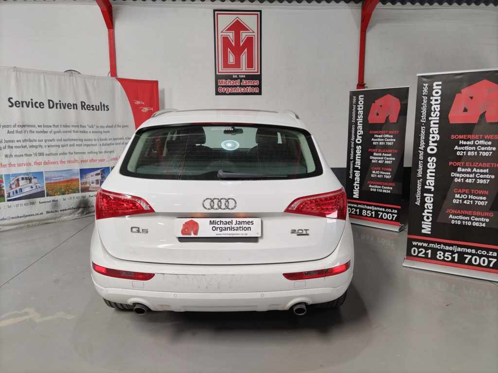 2011 AUDI Q5 2.0 thumbnail 4