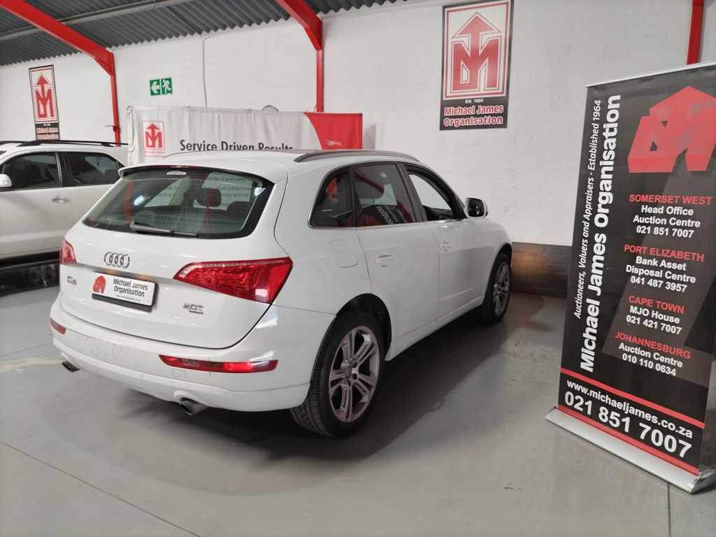 2011 AUDI Q5 2.0 thumbnail 5