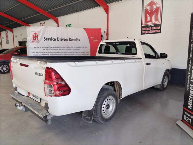 2021 TOYOTA HILUX 2.4 thumbnail 5