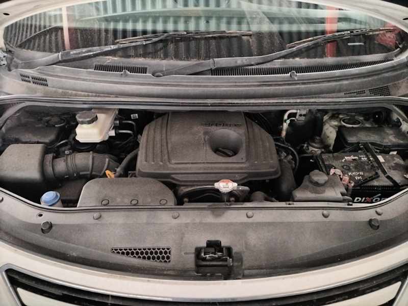 2016 HYUNDAI H1 2.5 thumbnail 11