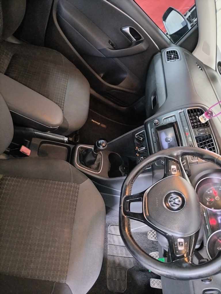 2017 VOLKSWAGEN POLO 1.2 TSI thumbnail 9