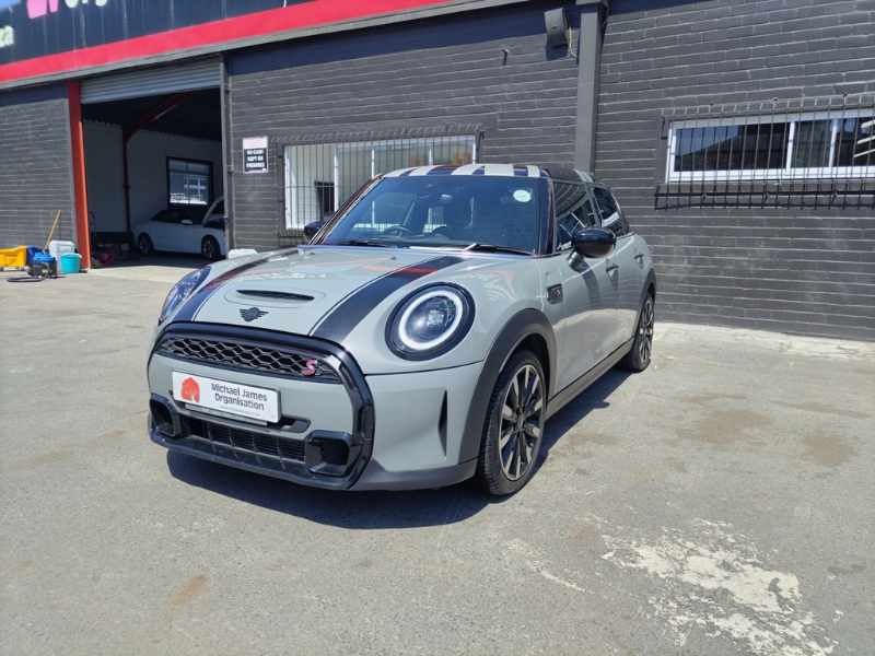 2023 MINI COOPER S 5DR A/T thumbnail 2
