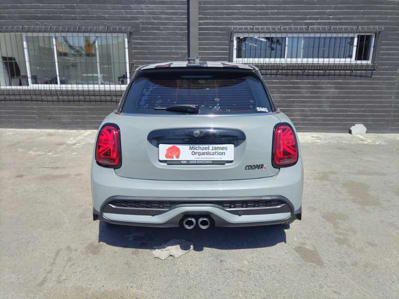 2023 MINI COOPER S 5DR A/T thumbnail 4
