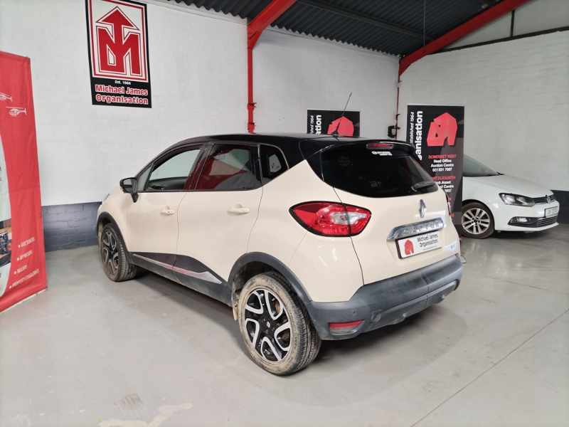 2016 RENAULT CAPTUR 900T thumbnail 6