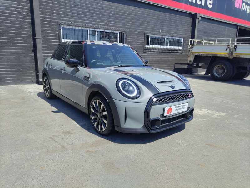 2023 MINI COOPER S 5DR A/T thumbnail 3
