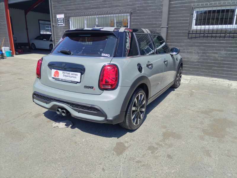 2023 MINI COOPER S 5DR A/T thumbnail 5