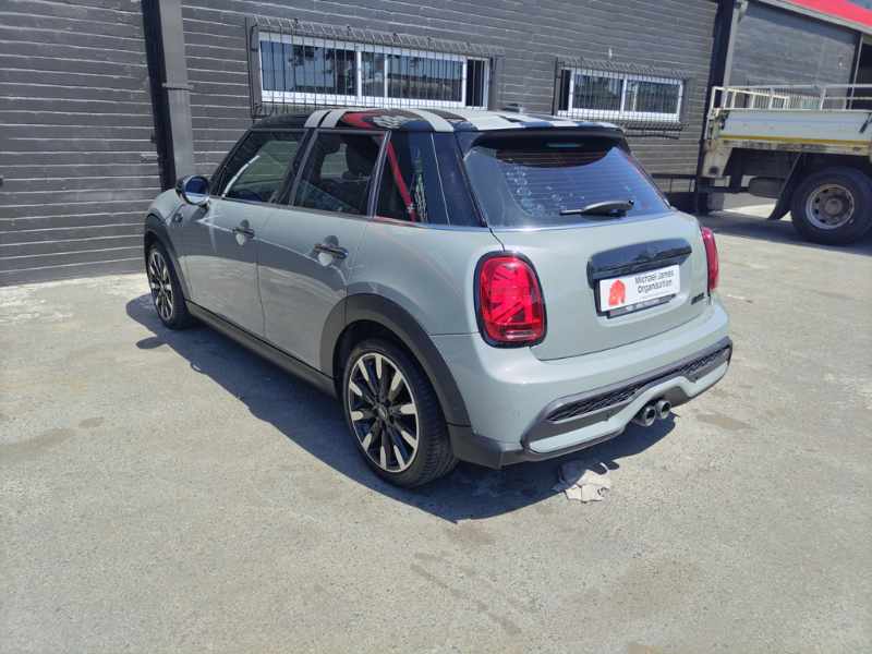 2023 MINI COOPER S 5DR A/T thumbnail 6