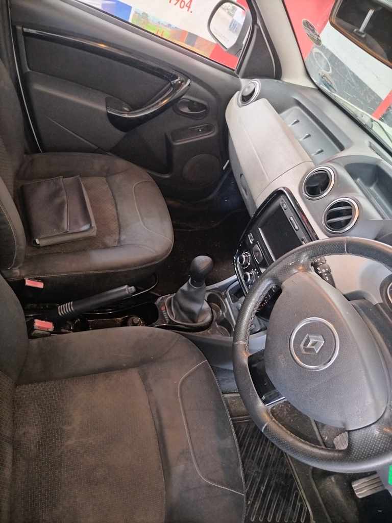 2014 RENAULT DUSTER 1.6 thumbnail 7