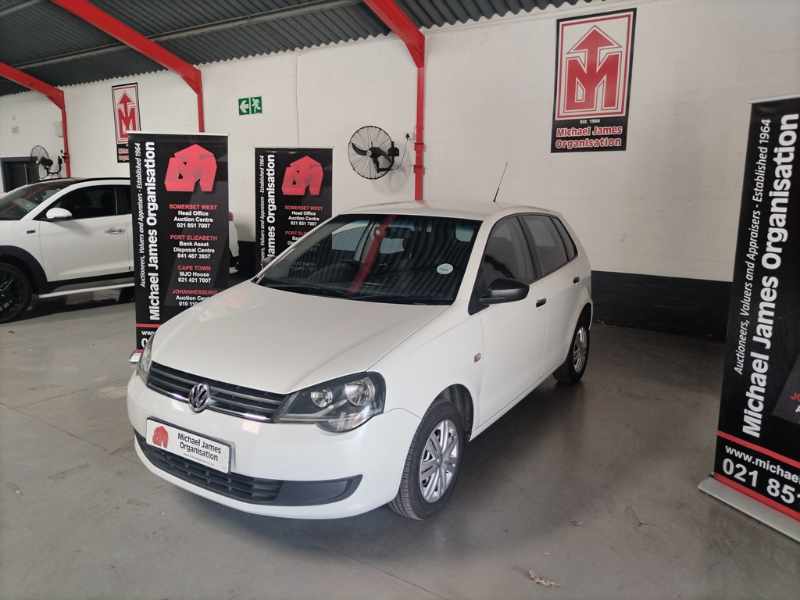 2015 VOLKSWAGEN POLO UTILITY thumbnail 2