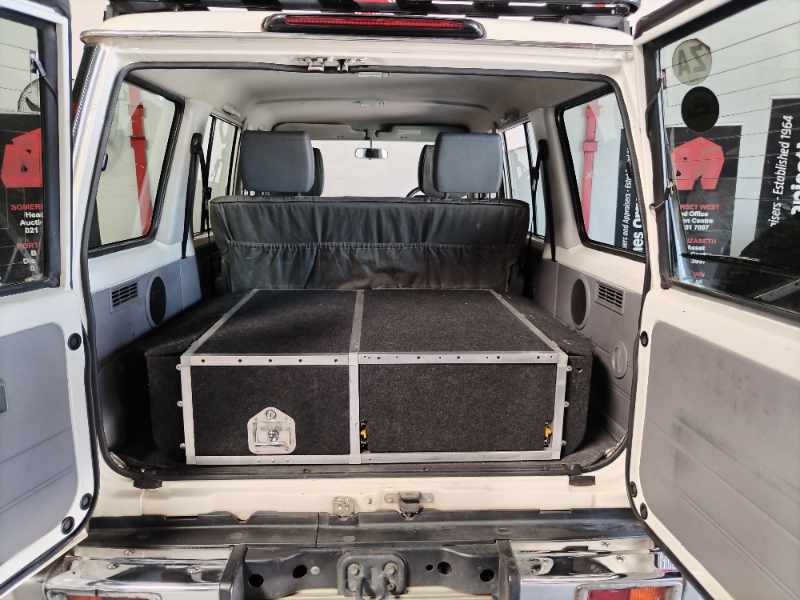 2014 TOYOTA LANDCRUISER 76 4.5D thumbnail 7