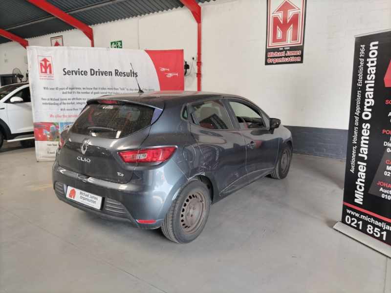 2017 RENAULT CLIO IV 900T thumbnail 5