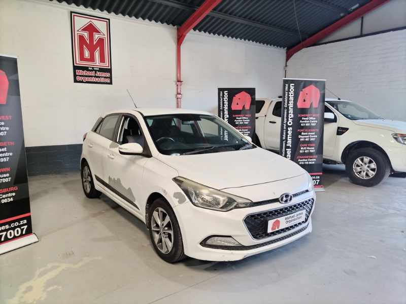 2015 HYUNDAI i20 1.4 thumbnail 3