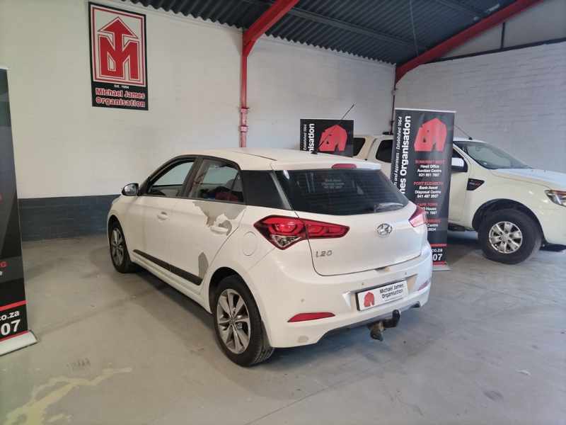 2015 HYUNDAI i20 1.4 thumbnail 6