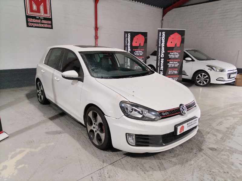 2012 VOLKSWAGEN GOLF VI GTI thumbnail 3