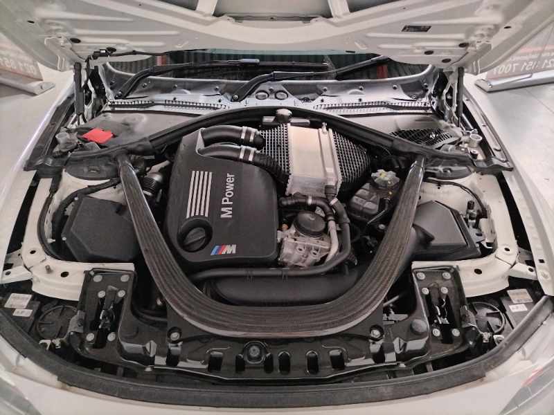 2015 BMW M4 COUPE thumbnail 10