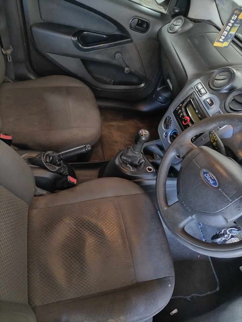 2015 FORD FIGO 1.4 thumbnail 8