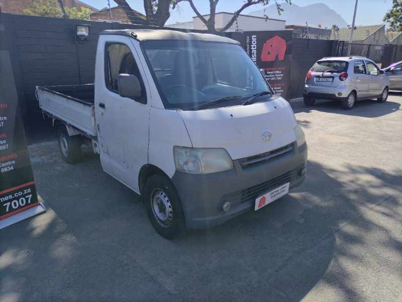2014 DAIHATSU GRAN MAX thumbnail 3